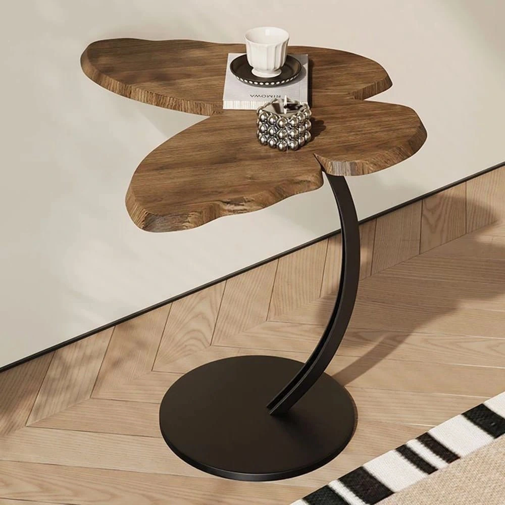 Table d'appoint en forme de papillon